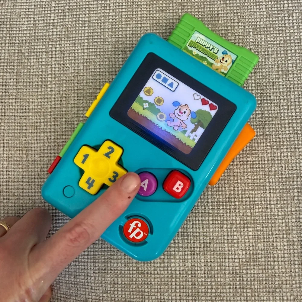 Fisher-Price lil gamer Learning Game educational baby toy Nintendo baby